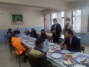 Daday’da imam hatip lisesi öğrencileri kahvaltıda buluştu