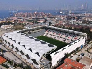 Alsancak Mustafa Denizli Stadyumu’nda ilk maç heyecanı