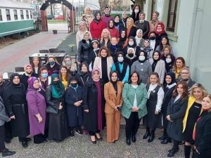 AK Kadınlar Osmangazi’de buluştu