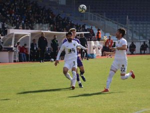 TFF 2. Lig: Afyonspor: 2 - Bayburt Özel İdare Spor: 1