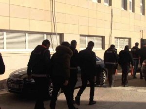 Elazığ merkezli 3 ilde tefecilik operasyonu: 9 gözaltı