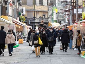 Japonya’da vaka artışına rağmen hayat normal akışında sürüyor