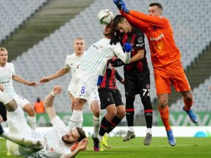 Spor Toto Süper Lig: Fatih Karagümrük: 2 - Çaykur Rizespor: 0 (Maç sonucu)