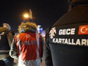 İstanbul’da Yeditepe Huzur Uygulamasında 4 bin 311 gram uyuşturucu madde ve 339 adet uyuşturucu hap ele geçirildi