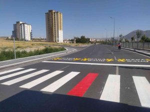 Başkan Palancıoğlu: "Güvenli ve seri ulaşım için yol çizgi boyası satın alındı"