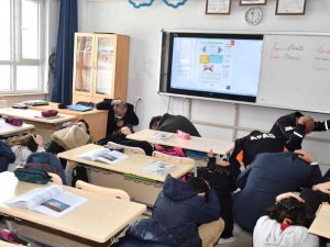 Denizli’de 793 okulda eş zamanlı deprem tatbikatı