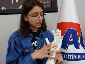 Vanlı öğrenci EMG sinyalleri ile uzaktan çalışan protez el yaptı