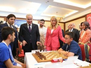 Türkiye Gençler Satranç Şampiyonası Merkezefendi’de başladı
