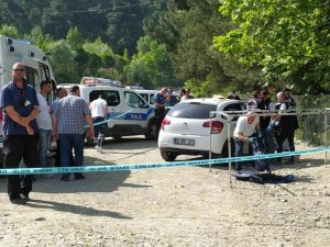 Bursa’da esrarengiz ölüm...Yanında tabanca bulundu