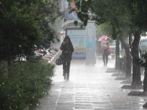 Meteorolojiden sağanak yağış uyarısı