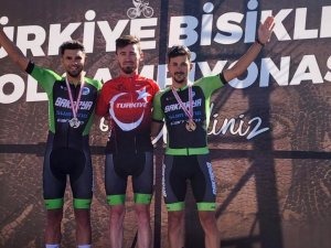 Büyükşehir Bisiklet Takımı, Türkiye Yol Şampiyonası şampiyonu oldu