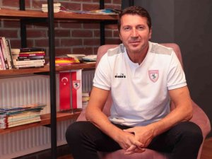 Bayram Bektaş: "Umarım sezon sonunda ipi göğüsleyen takım oluruz"