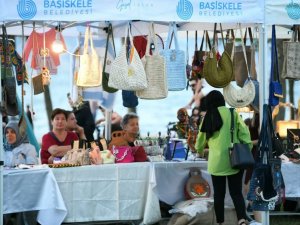 Kadınların el emeği ürünleri festivalle görücüye çıktı