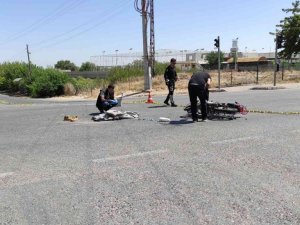 Şanlıurfa’da tıra çarpan motosikletin sürücüsü öldü