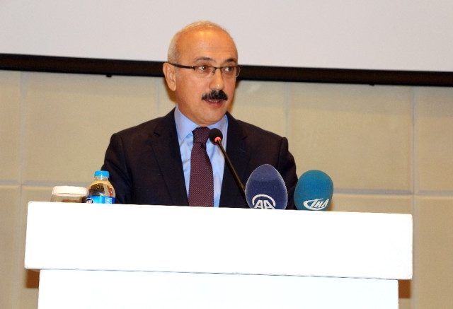 Kalkınma Bakanı Elvan: "Ekonomimiz ordumuz gibi sağlam"