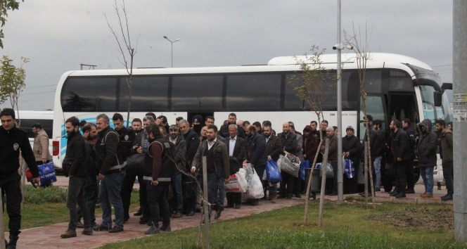 Dev akaryakıt kaçakçılığı operasyonunda 60 kişi adliyeye sevk edildi