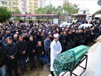 Eşi tarafından öldürülen kadının cenazesi toprağa verildi