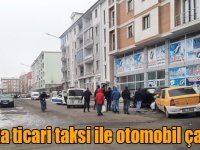 Kars’ta ticari taksi ile otomobil çarpıştı