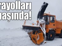 Karayolları Kars-Digor-Iğdır yolunda kar temizlemesi yapıyor