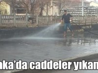 Akyaka’da caddeler yıkanıyor