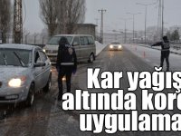 Sarıkamış’ta yoğun kar yağışı altında korona uygulaması