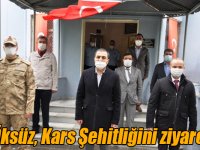 Vali Türker Öksüz, Kars Şehitliğini ziyaret etti