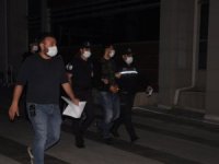 İzmir’de çok sayıda suçtan aranan 2 kişi yakalandı
