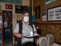 Doğu'da restoran ve kafeler aylar sonra müşteri kabul etmeye başladı