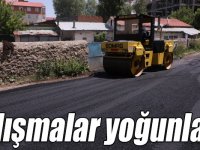 Kars Belediyesi asfalt ve yama çalışmalarına yoğunlaştı