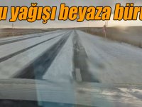 Kars’ta dolu yağışı beyaza bürüdü