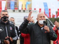 Başkan Atay; "Yağmurdan değil, Cumhuriyete aşkımızdan sırılsıklam olduk"