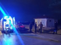 Arazi aracı ile ormanlık alanda geziye çıkan 2 arkadaş kaza yaptı