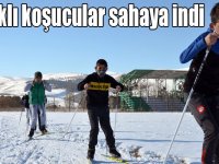 Kars'ta kar yağışını fırsat bilen kayaklı koşucular antrenman için sahaya indi