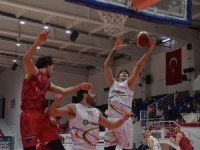 Basketbol Süper Ligi: Aliağa Petkim: 67 - Gaziantep Basketbol: 66