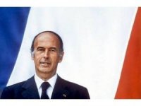 Eski Fransa Cumhurbaşkanı Valery Giscard d’Estaing koronavirüs’ten hayatını kaybetti