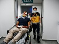 Alkollü sürücünün duvara çarptığı kazada 2 kişi yaralandı