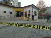 Bursa’da maskeli ve silahlı şahıslar PTT’yi soydu