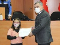 Karaman’da robotik kodlama kursunu bitiren öğrencilere sertifika