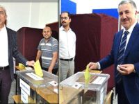 Vekiller Oylarını Kars’ta Kullandı