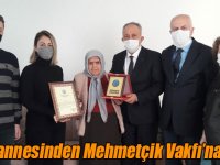 Şehit annesinden Mehmetçik Vakfı’na bağış