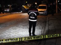 Sokak ortasında silahlı saldırı: 2 yaralı