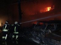 Samsun’da sanayi sitesindeki yangın söndürme çalışması devam ediyor