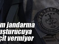 Selim jandarma uyuşturucuya geçit vermiyor