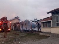Besi damında çıkan yangın kısa sürede söndürüldü