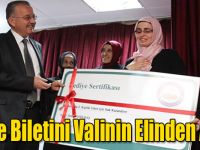 Umre Biletini Valinin Elinden Aldı!