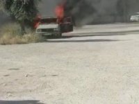 Park halindeki otomobil alevlere teslim oldu