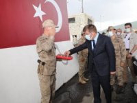 Vali Sarıibrahim’den bayram ziyaretleri