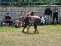 Pehlivanlar, Kırkpınar’a Korkuteli’nde hazırlanıyor