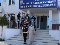 Ayvalık’ta denizde yakalan FETÖ üyelerine tutuklama yağdı