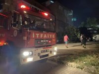 Tekstil atölyesinin elektrik panosunda çıkan yangın korkuttu